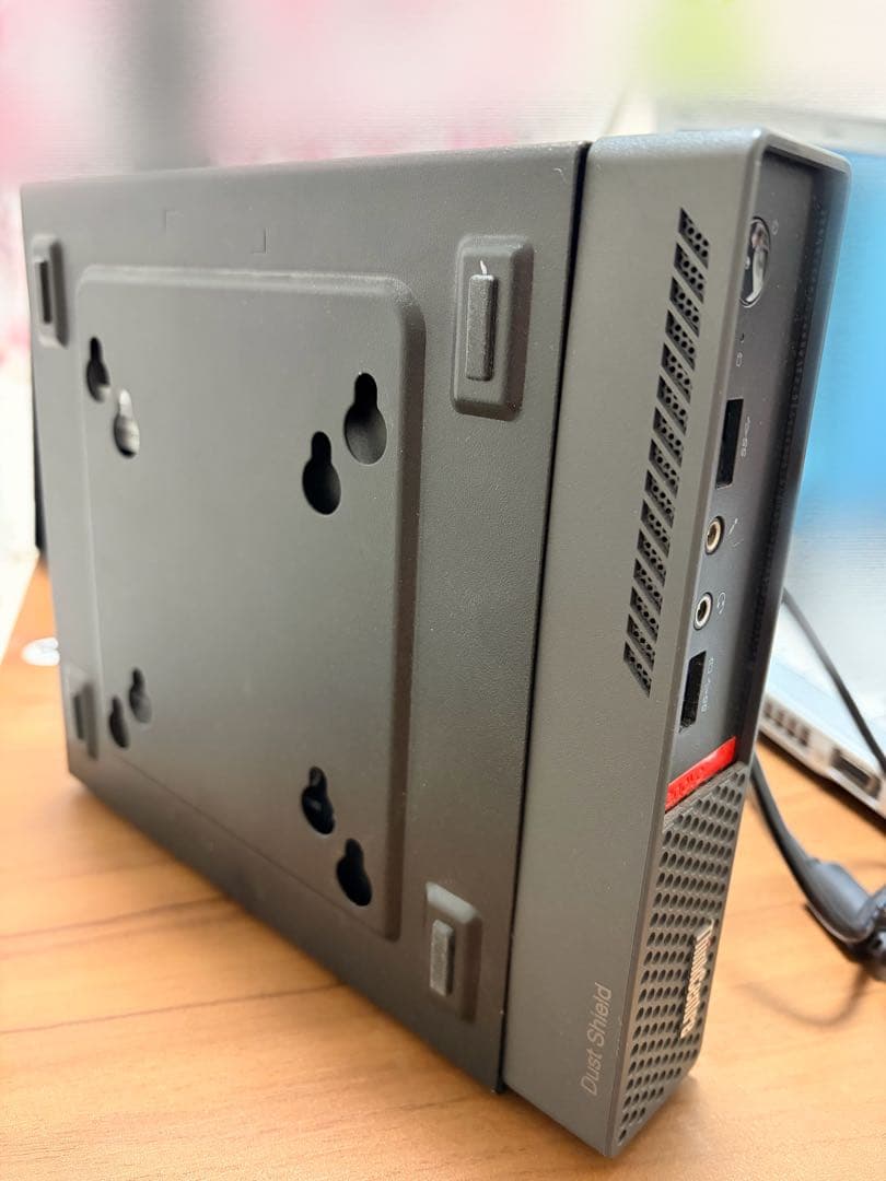 ミニPC ThinkCentre M715q Tiny Ryzen5 16GB SSD