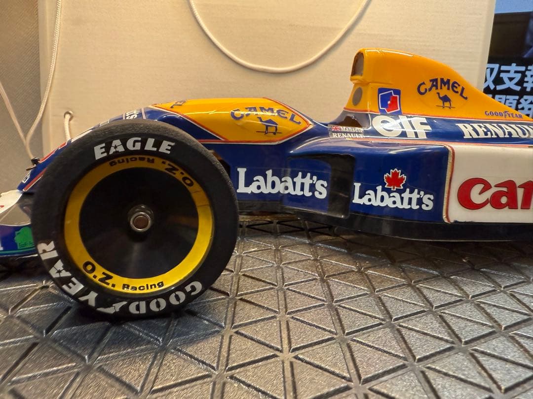 Williams FW14B 1/18 スケールモデル