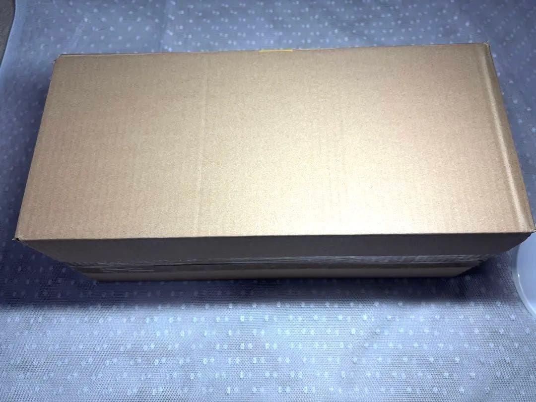 【未開封】ISUZU GIGA 1/43 ミニカー　トラック　ケース付き