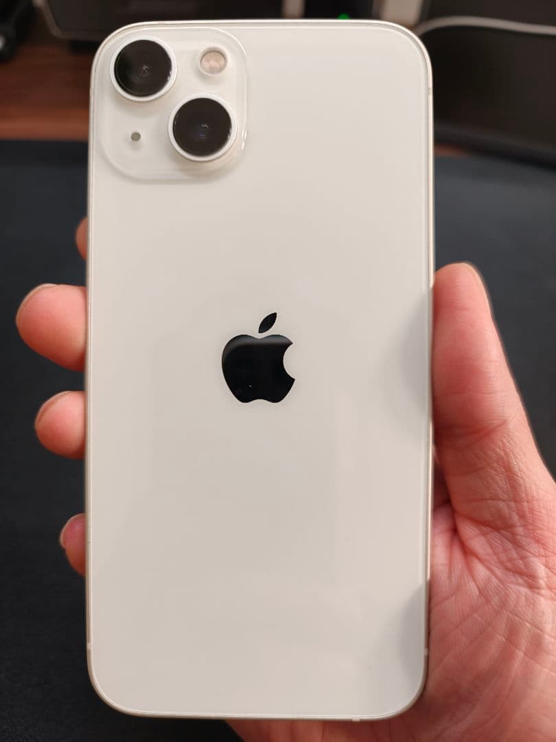 iPhone 13 256GB スマートフォン本体