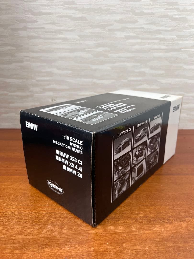 No520 ミニカー1/18 KYOSHO BMW Z8 Roadstar