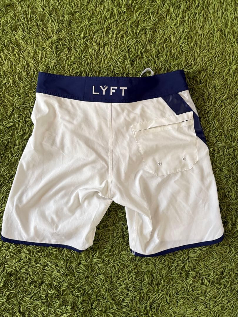 LYFT ステージショーツ　サイズS