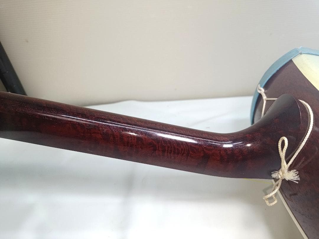 三味線中棹 本体破れあり　 紅木 金細　二本溝　東さわり　子持ち綾杉