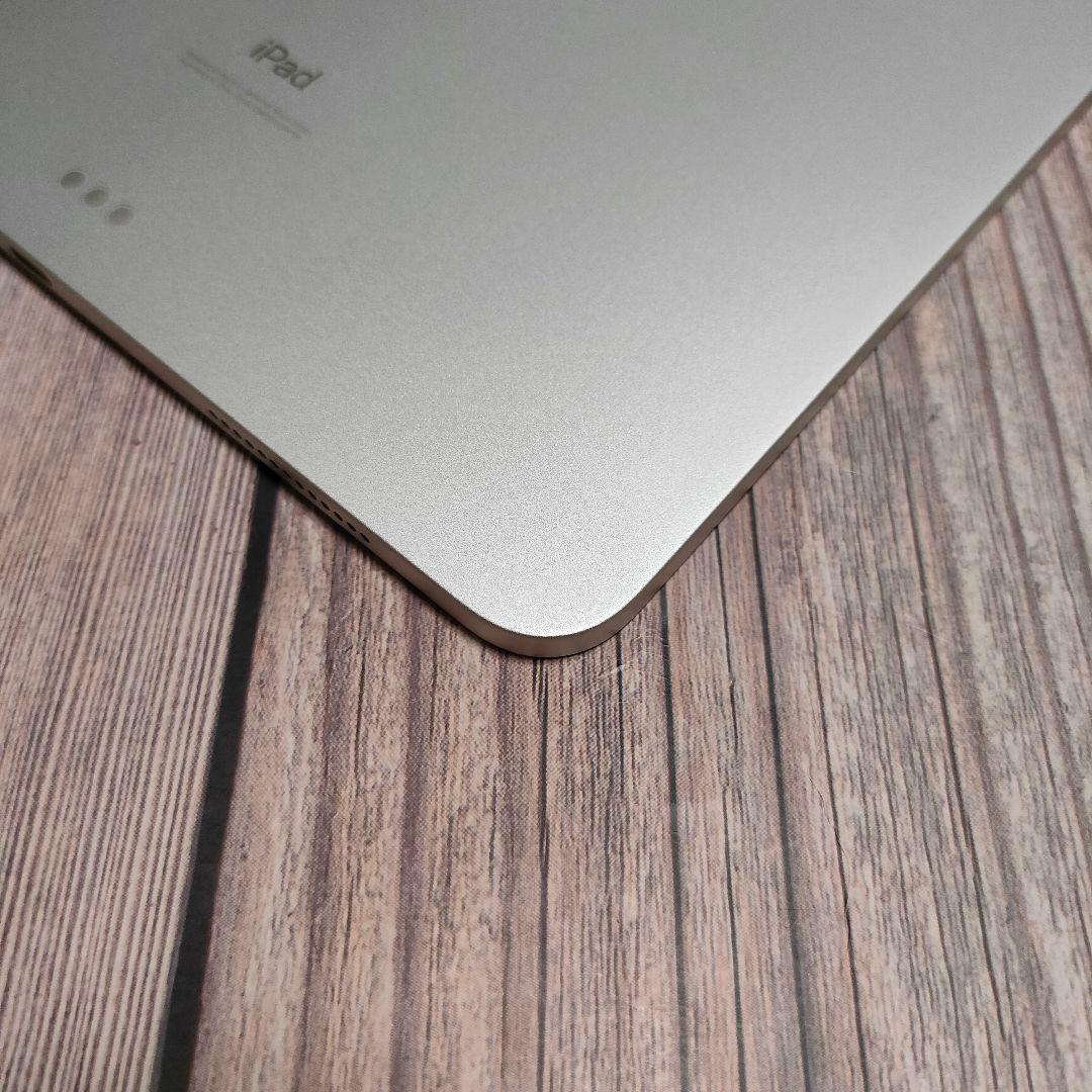 iPad Pro 第2世代 11インチ 128GB 新品近い