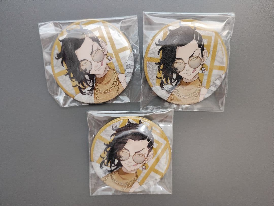 ココ　九井一　ソフマップチャイナ　グリッター缶バッジ　東京リベンジャーズ　3個