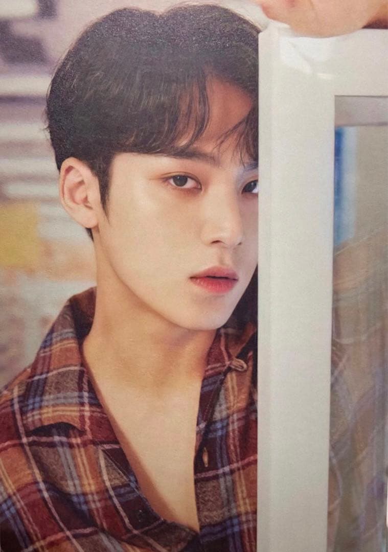 HYBE INSIGHT SEVENTEEN 衣装 キューブ ミンギュ