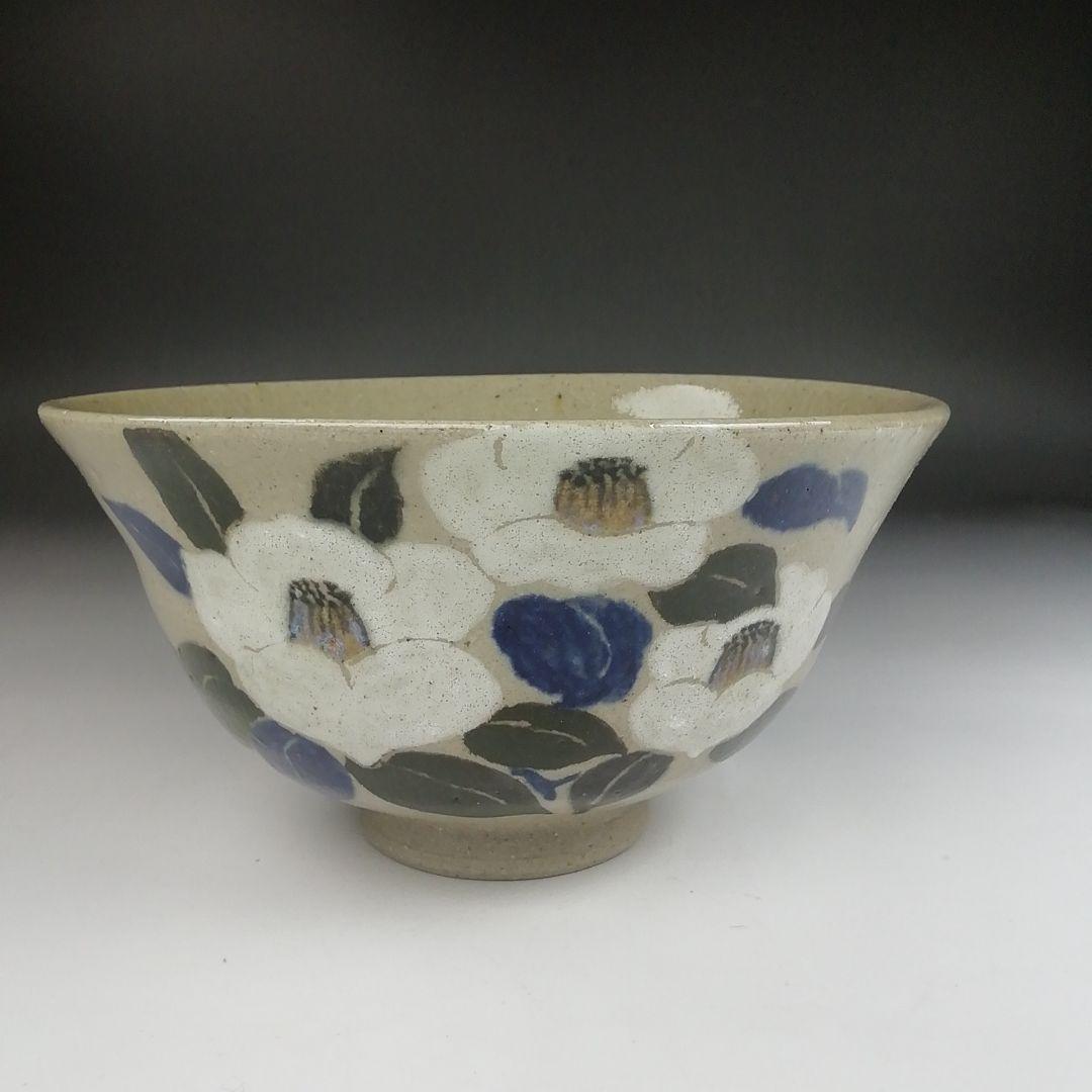 Ｔ４２７　茶碗　『椿絵』『御代窯』　共箱　抹茶碗　茶道具
