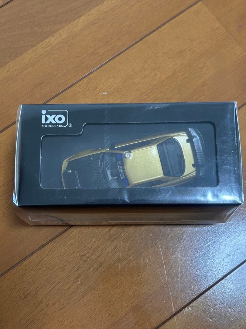 【2026オートサロン限定品】TOP SECRET ゴールドミニカー 1:43