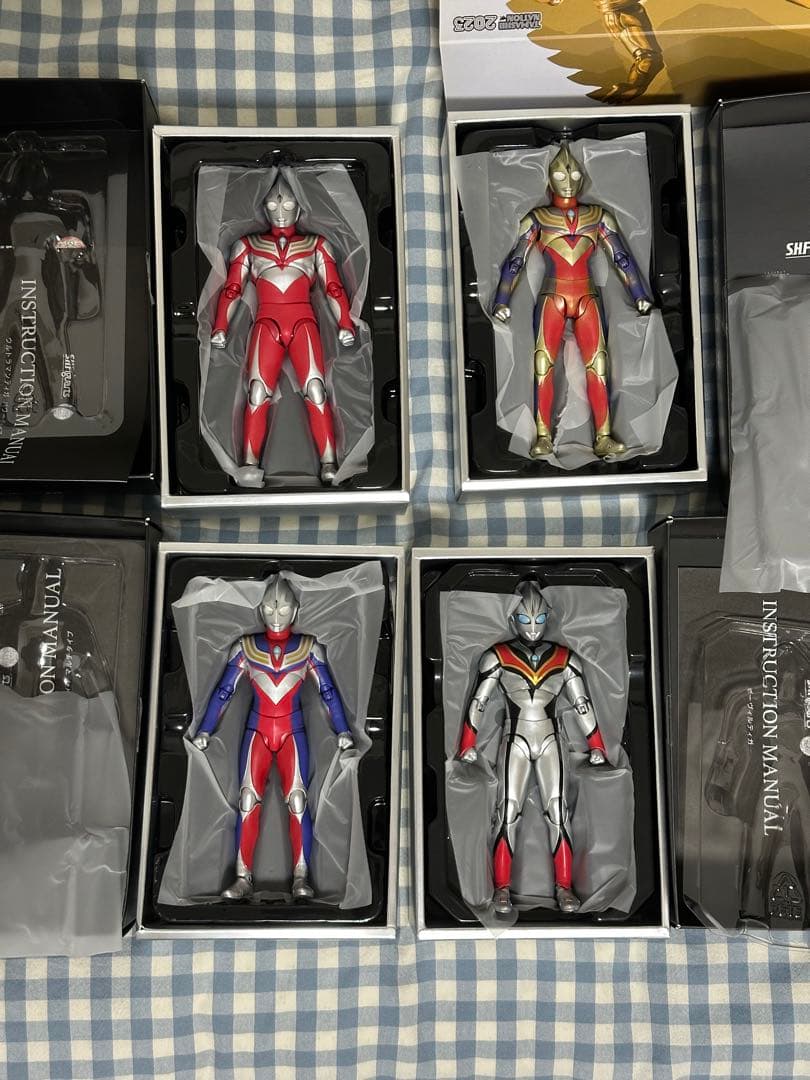 S.H.Figuarts（真骨彫製法）ウルトラマンティガ 四点セット