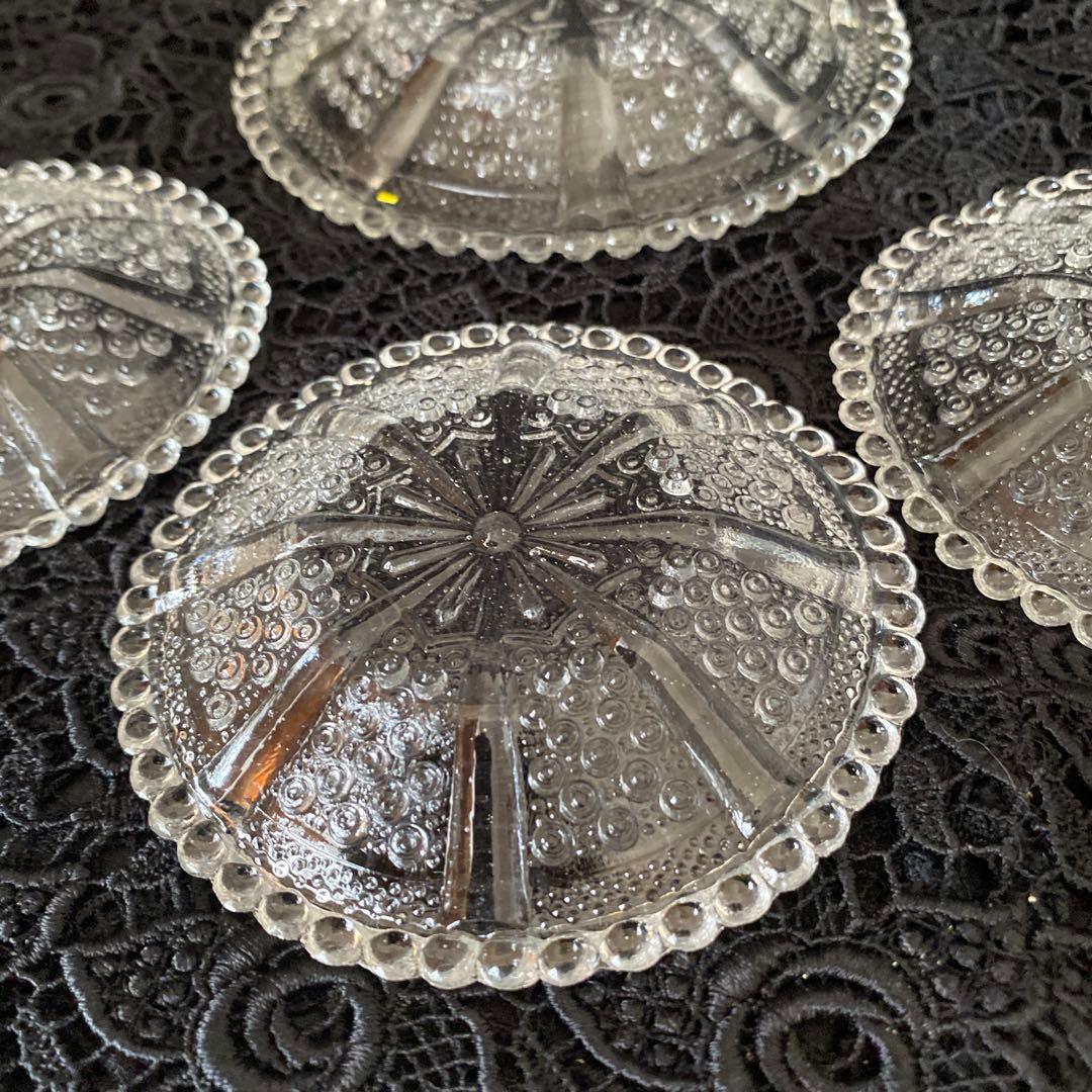 大正ガラス　昭和レトロ　プレスガラス　ウランガラス　戦前　縦筋文　レトロガラス