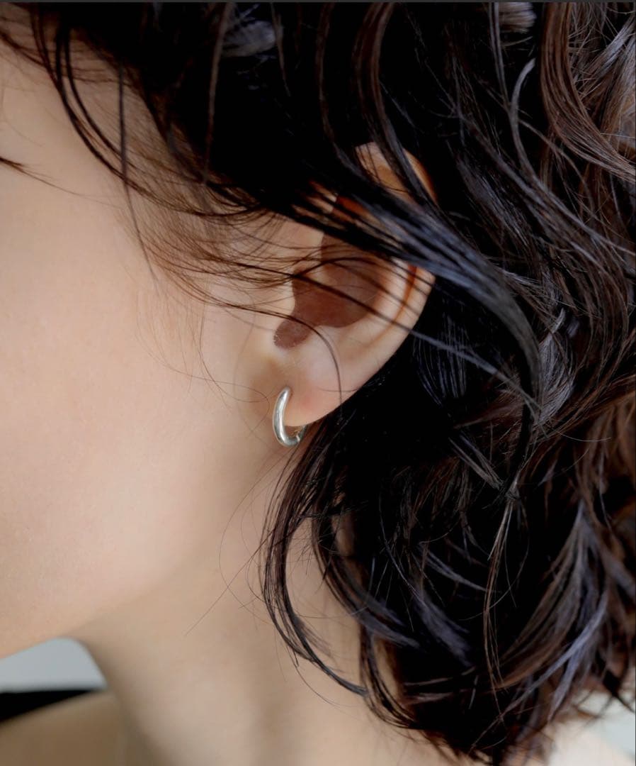 TEN. SILVER925 ボイドピアス