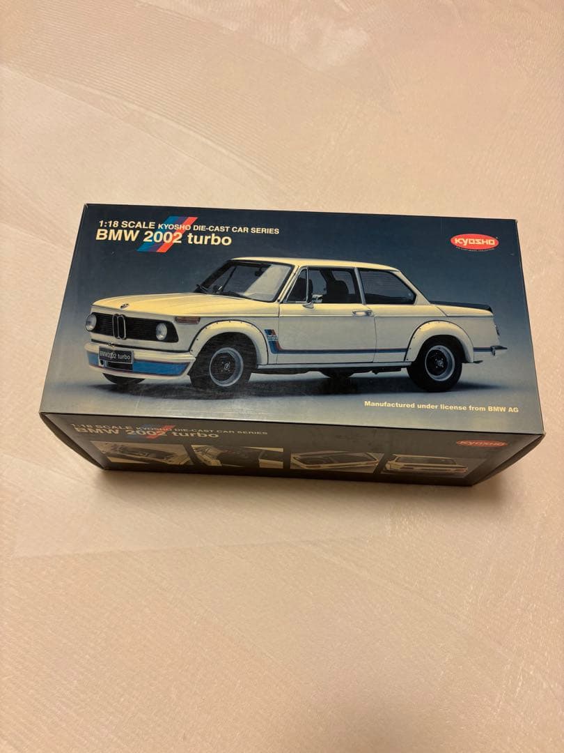 ミニカー BMW2002turbo 1:18SCALE kyosho
