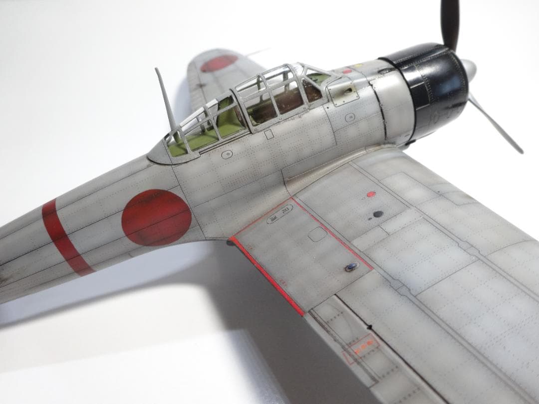 エデュアルド1/48日本海軍艦上戦闘機「零戦21型」完成品