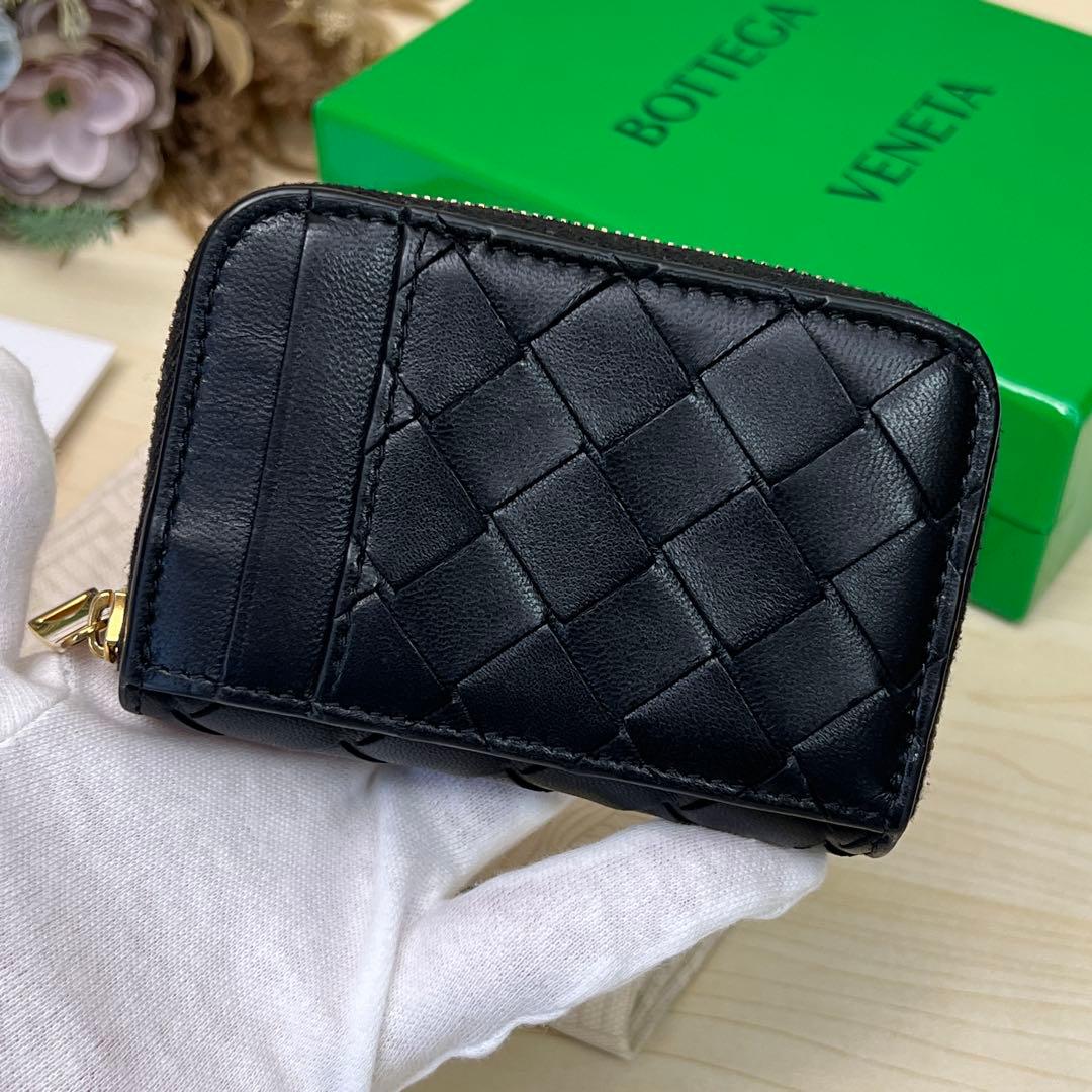 ボッテガヴェネタ イントレチャート ケース ブラック ゴールド金具 レザー