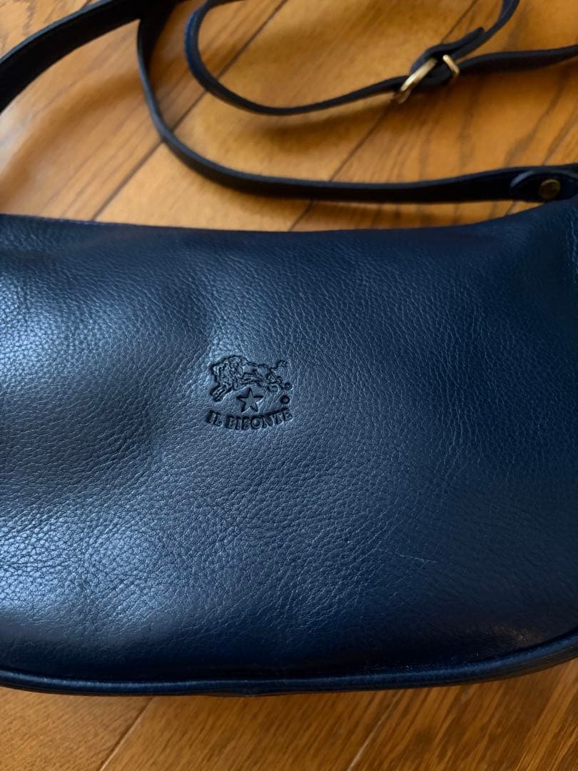 新品☆イルビゾンテショルダーバッグ牛革