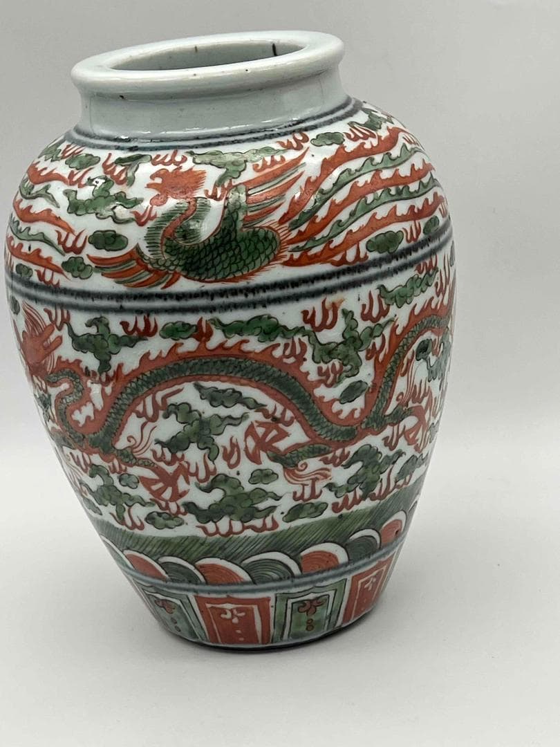 明萬歴時代　【大明萬歴年製】在銘　五彩祥瑞唐花龍鳳文壺　紅綠彩花瓶(E-98)