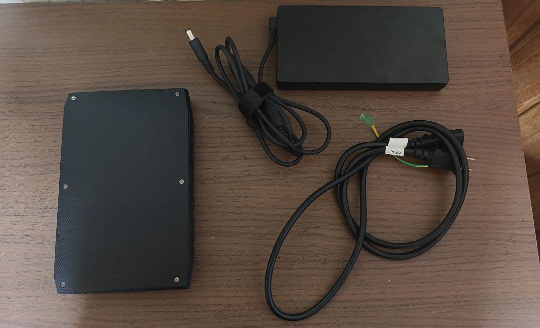 ミニPC　corei7 RADEON 32gbメモリ 1TBSSD