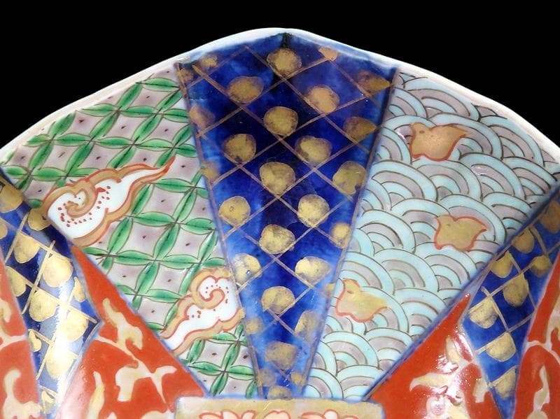 古伊万里　金襴手　波千鳥に幾何学紋の図　熨斗型変形皿　２枚E603AS-fbsj
