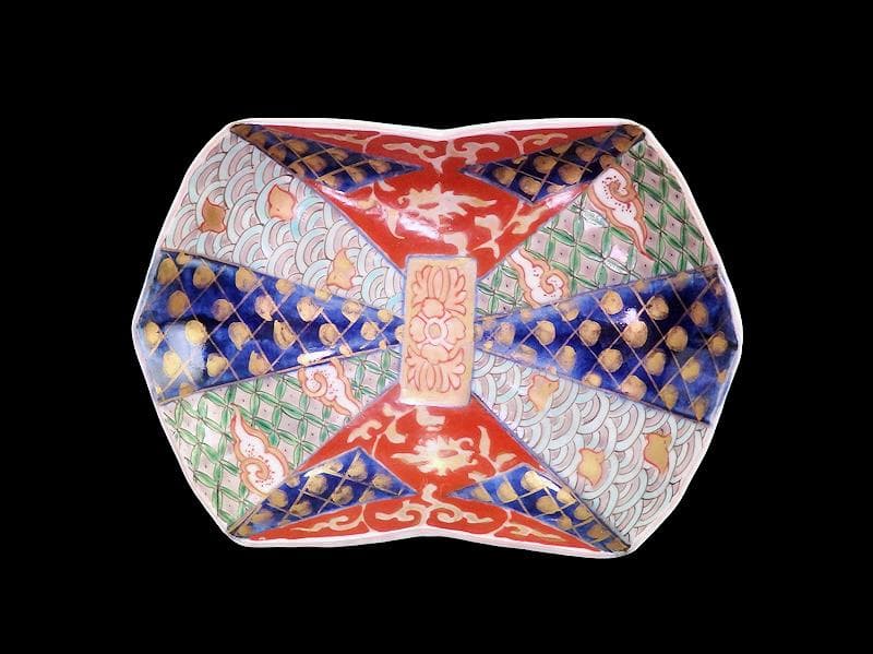 古伊万里　金襴手　波千鳥に幾何学紋の図　熨斗型変形皿　２枚E603AS-fbsj