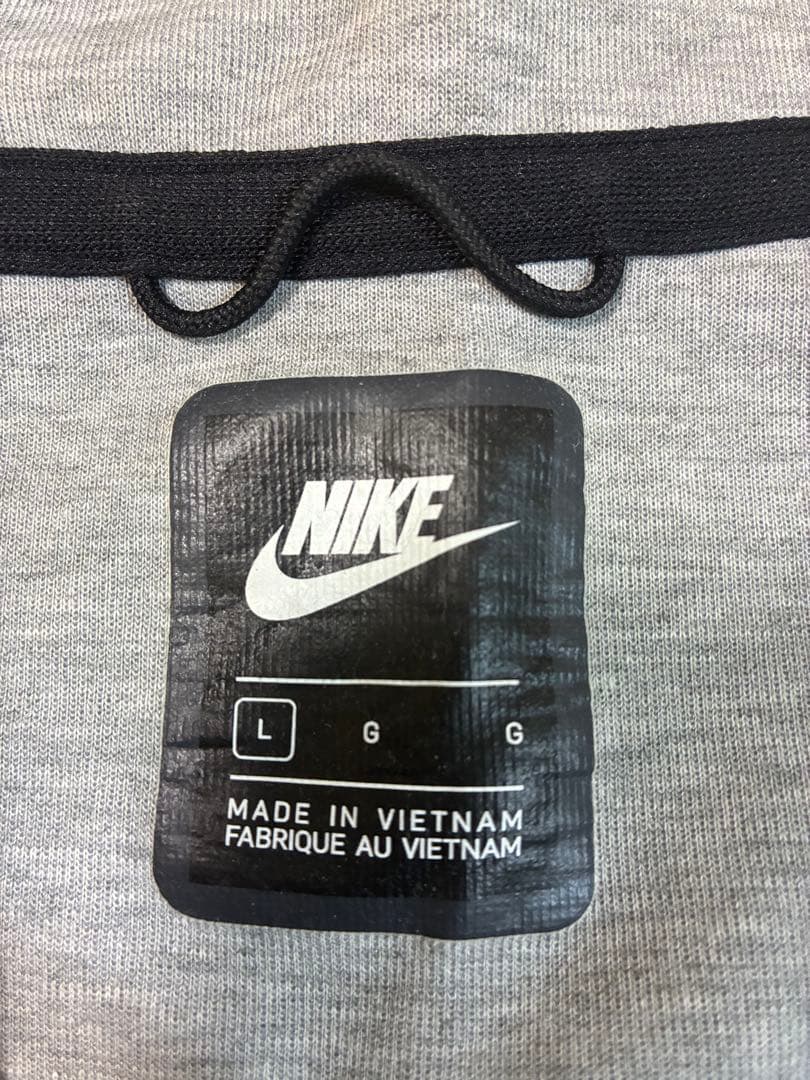 ナイキテックフリース　セットアップ　上下　グレー　サイズLM 国内正規品