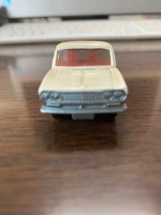tomica DATSUN１３００truck