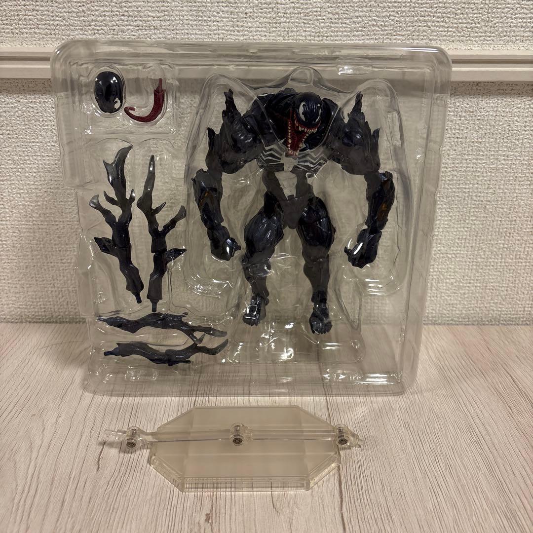 MARVEL VEVOM ヴェノム　リボルテック