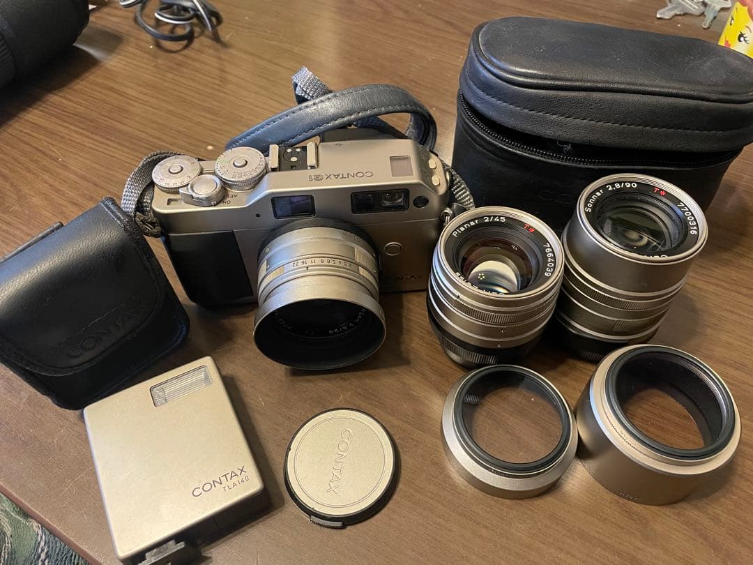 CONTAX G1 フィルムカメラ レンズ2本　ストロボ付き