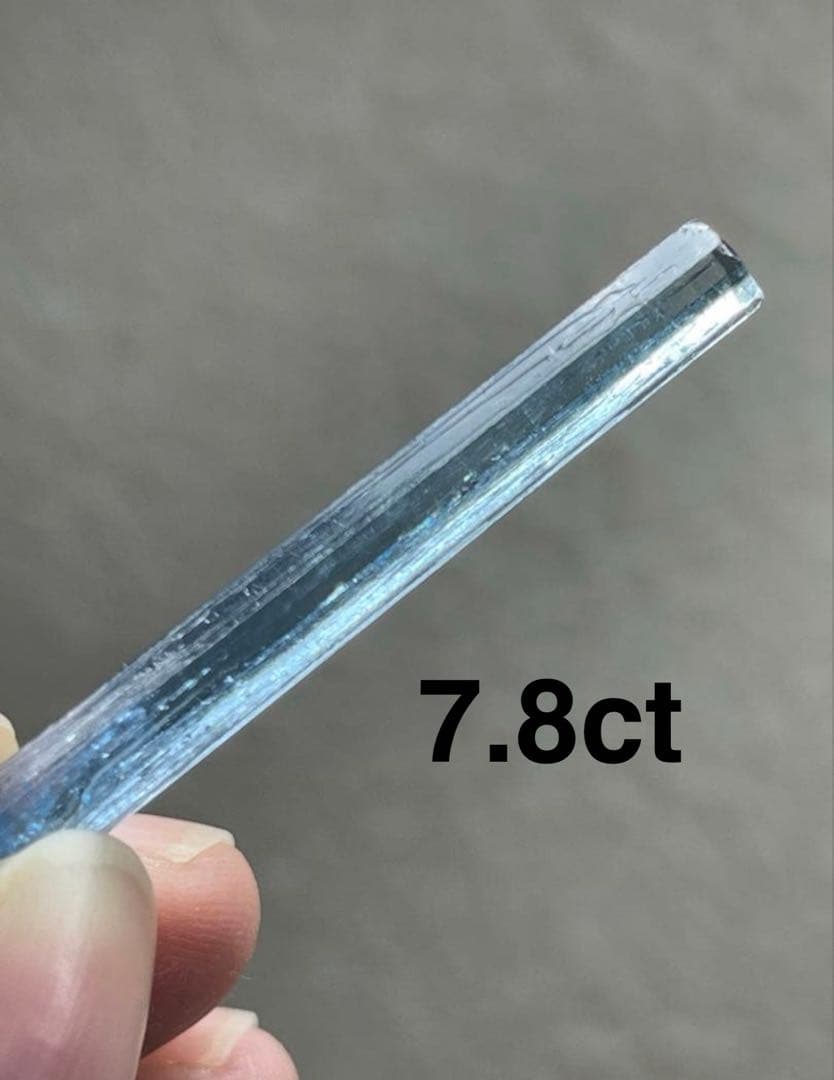 【高品質】高透明度・海色ブルー天然アクアマリンロット 306.9ctベトナム産