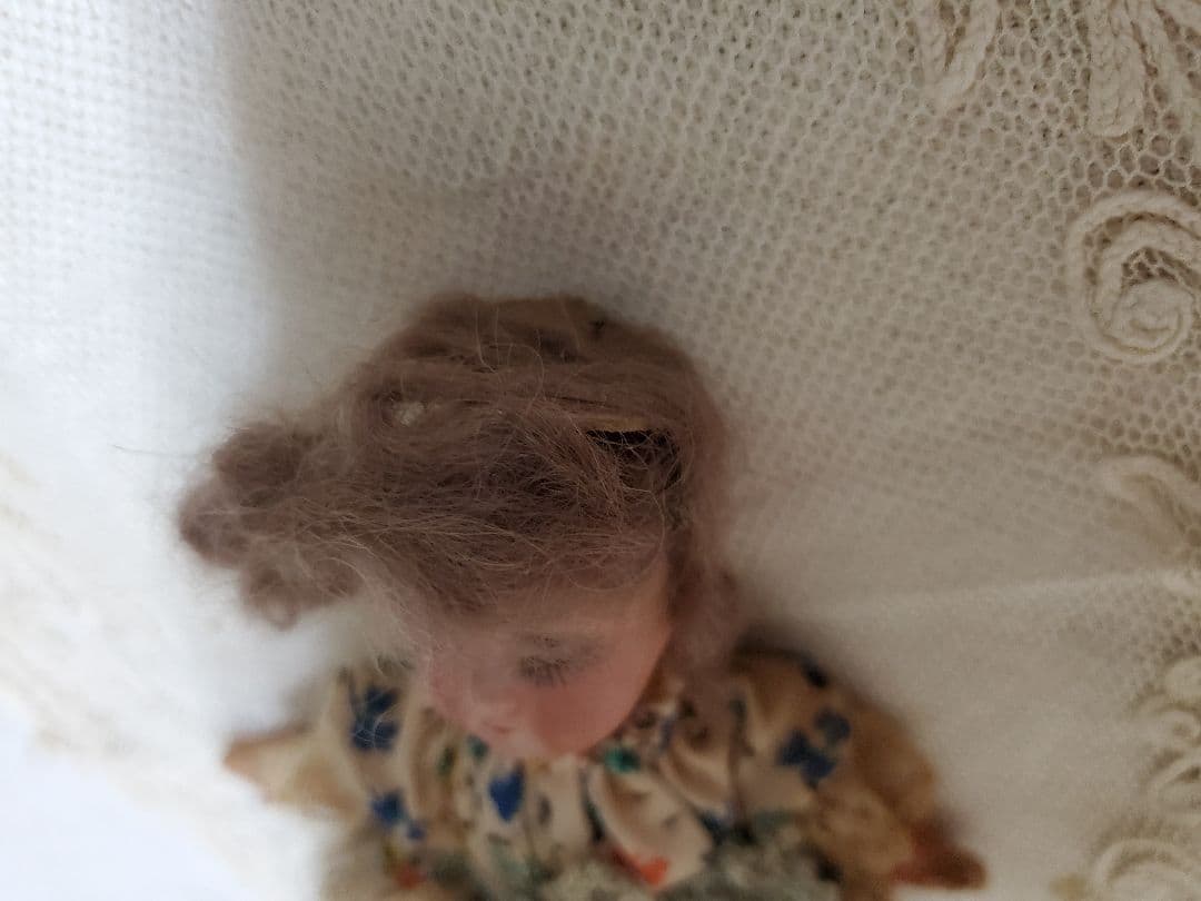 アンティークドール　ミニョネット　人形