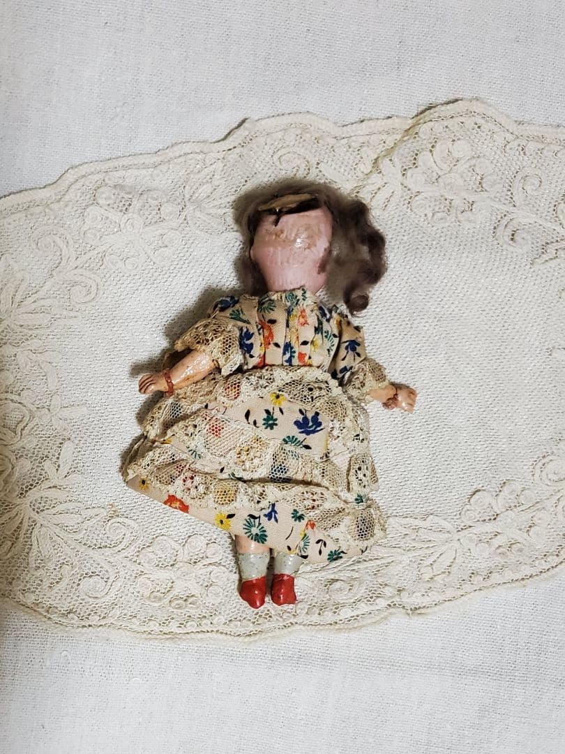アンティークドール　ミニョネット　人形