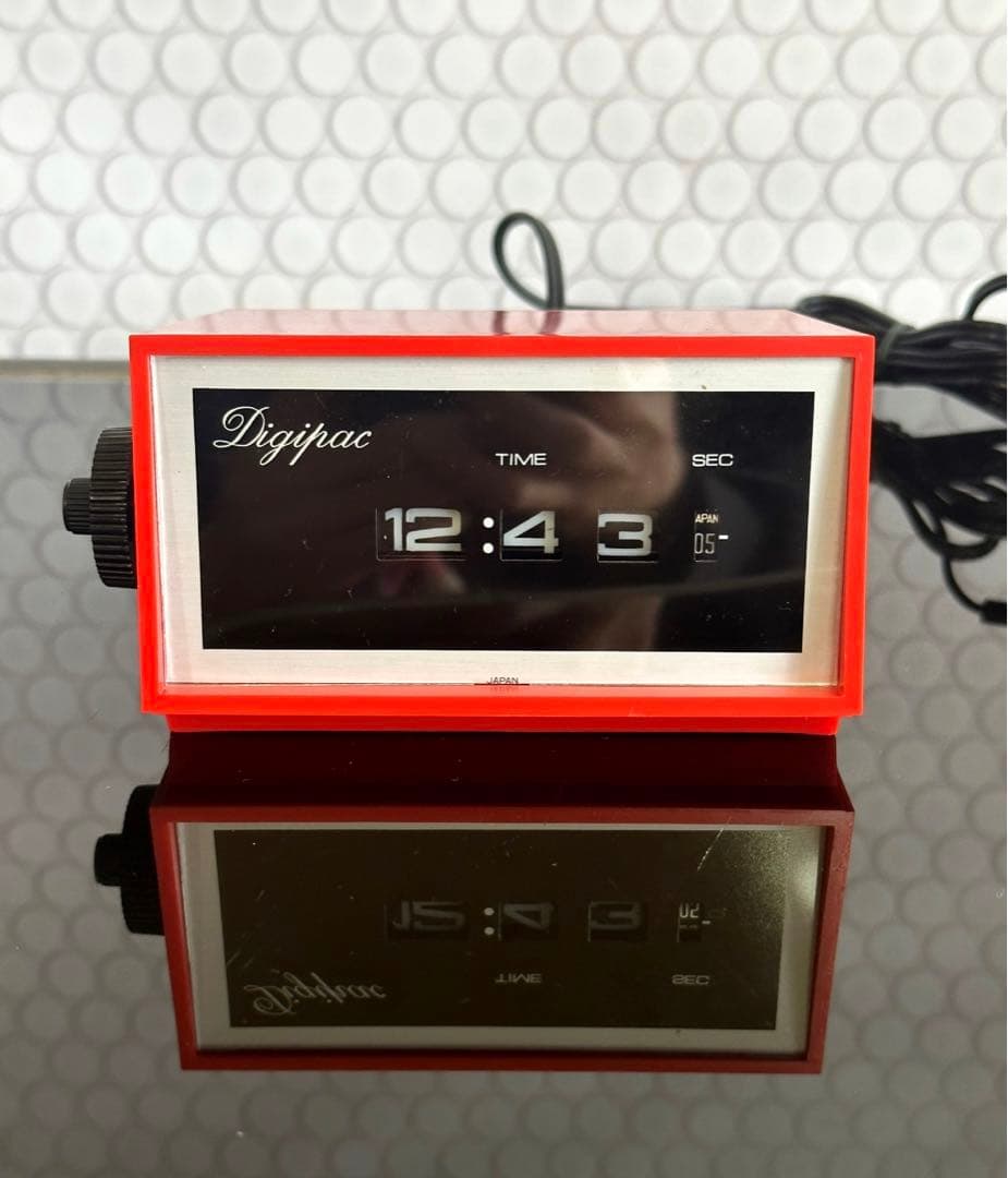 レトロポップ　ドラム式時計　デジタルクロック　置き時計　パタパタ　スペースエイジ