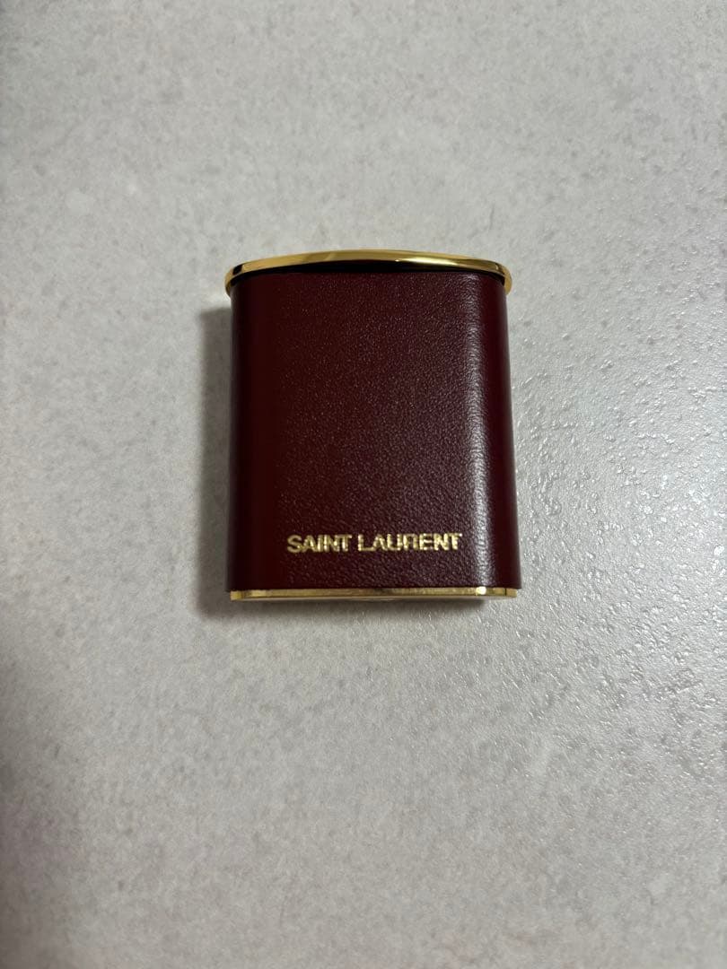 サンローラン 携帯 灰皿 ツボタパール