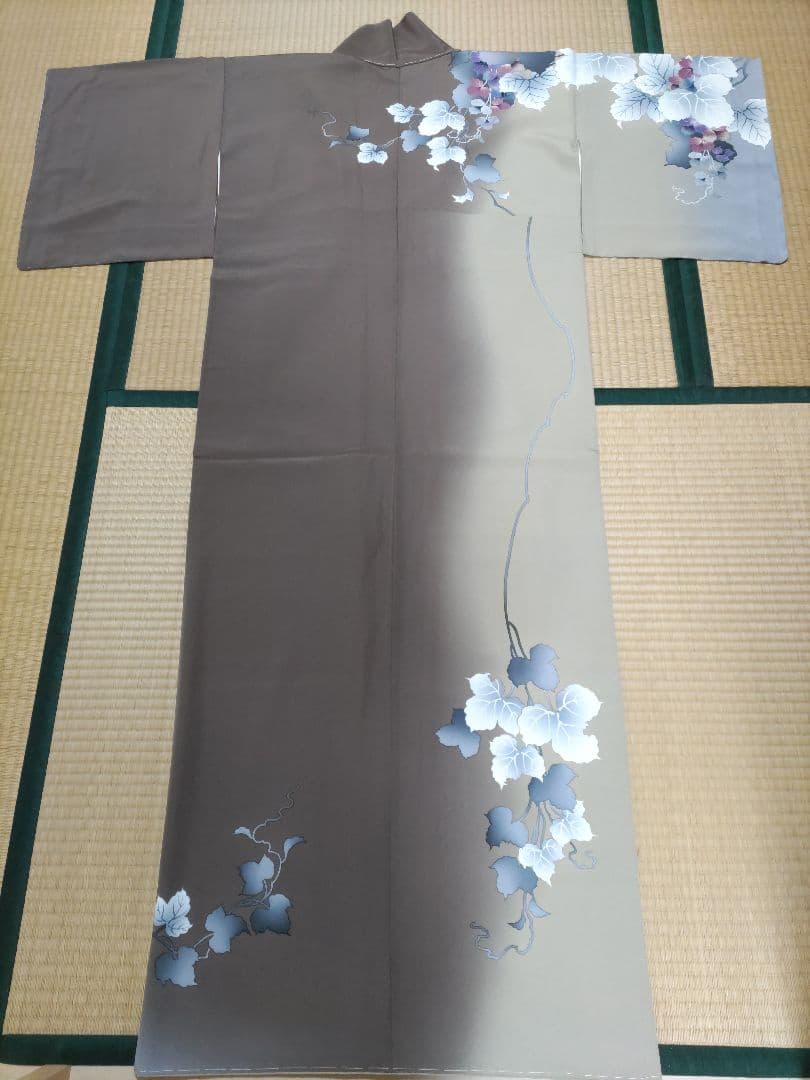 イルセ　茶系　新品未使用品　銀花仙　正絹訪問着長襦袢セット