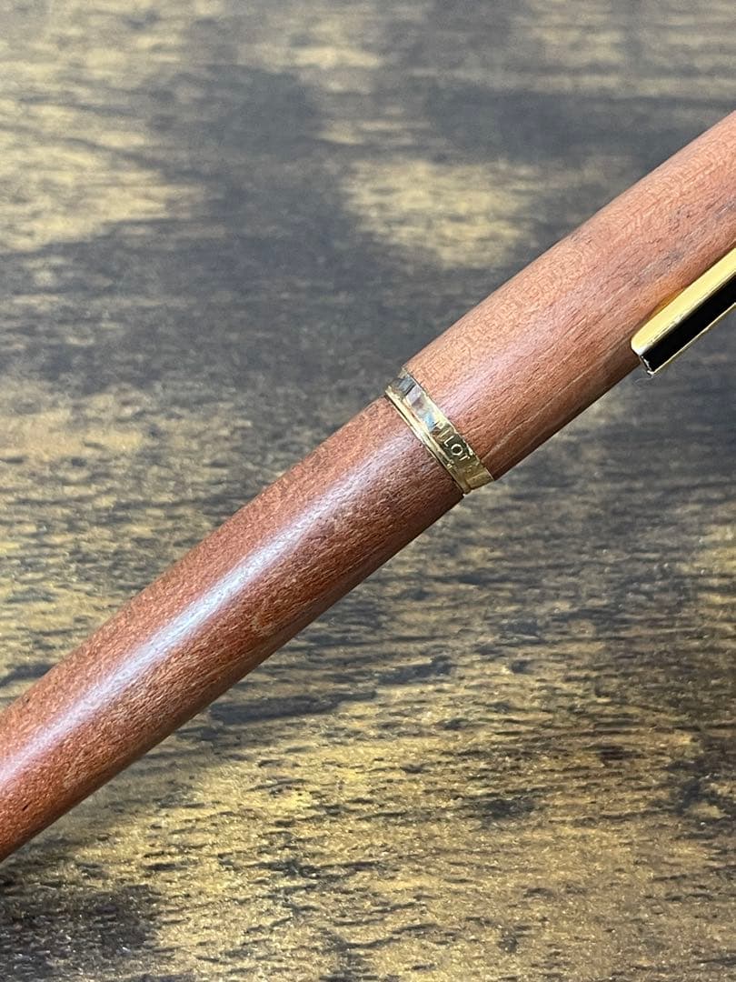 1974年製　初代カスタム　高級天然　イタヤカエデ 大型18金 万年筆