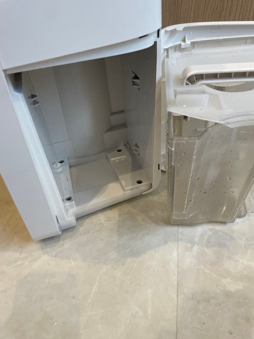 SHARP 除湿機 CV-L71