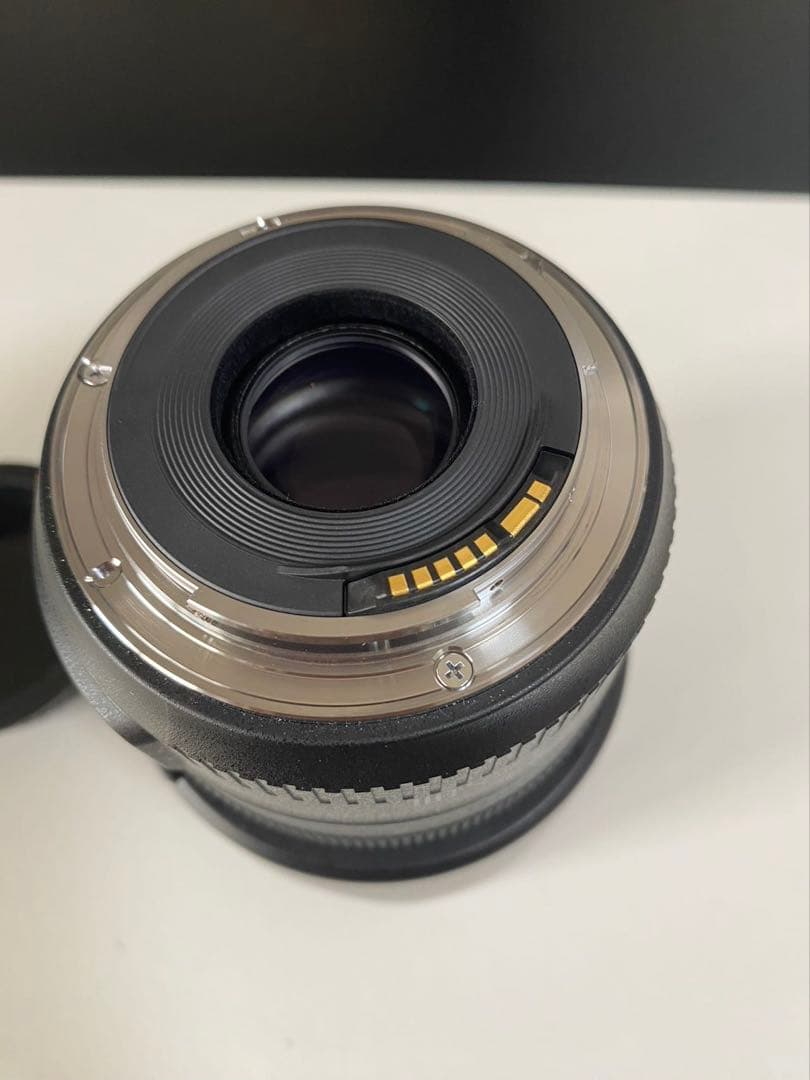 Canon EF 35mm f/2 IS USM レンズ