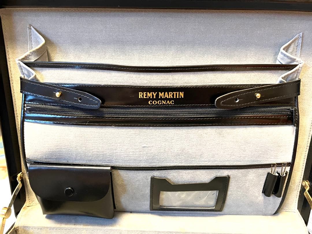 【未開封・ケース付き】REMY MARTIN Cognac Louis XIII