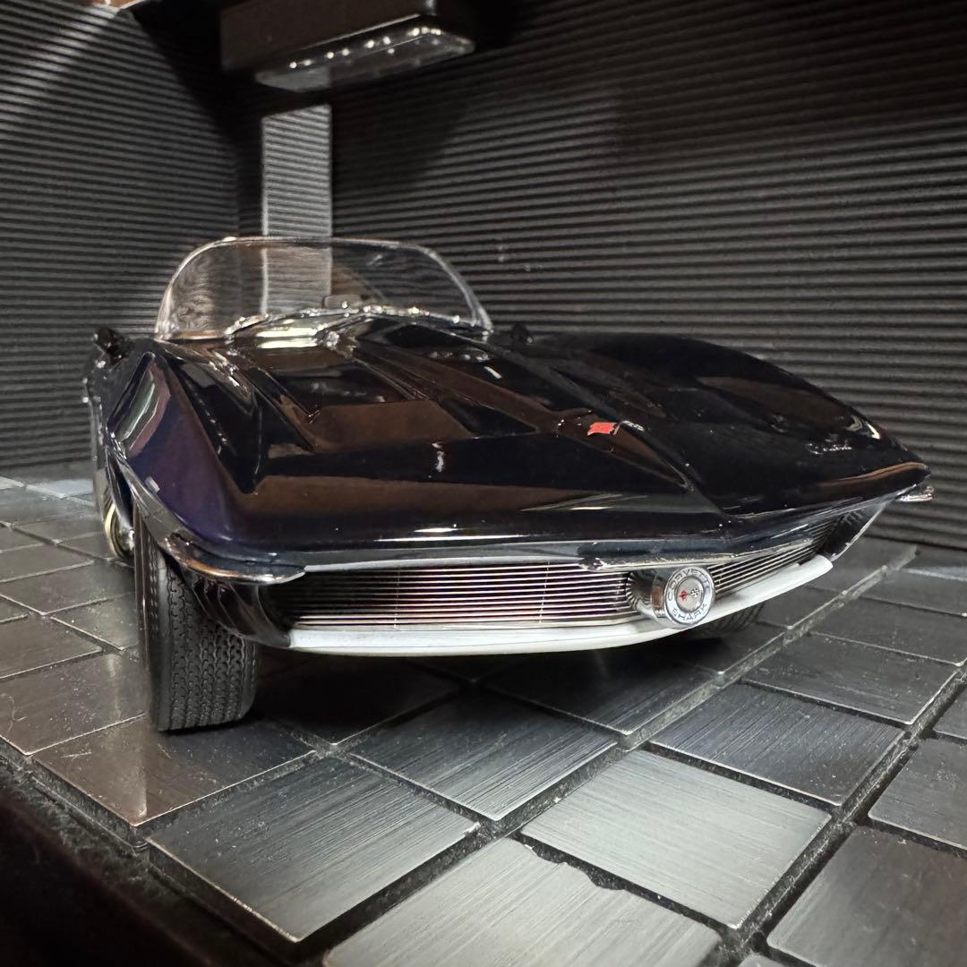 絶版未展示品 オートアート 1/18 コルベットMako Shark 1961