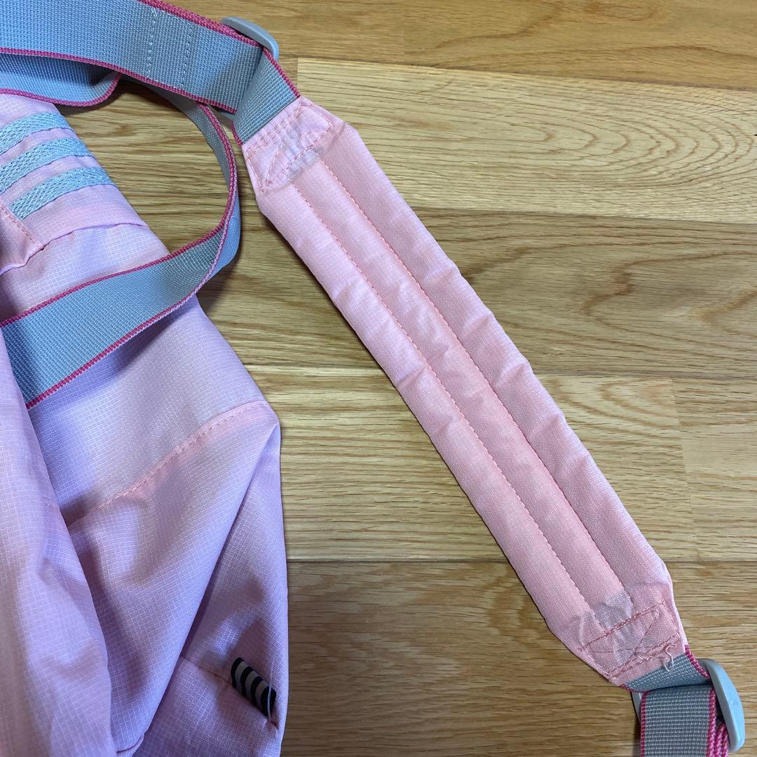 adidas ピンク ボストンバッグ　中敷き付き