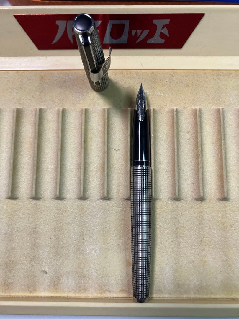 Pilot　パイロット　カスタム　スターリングシルバー　F-nib