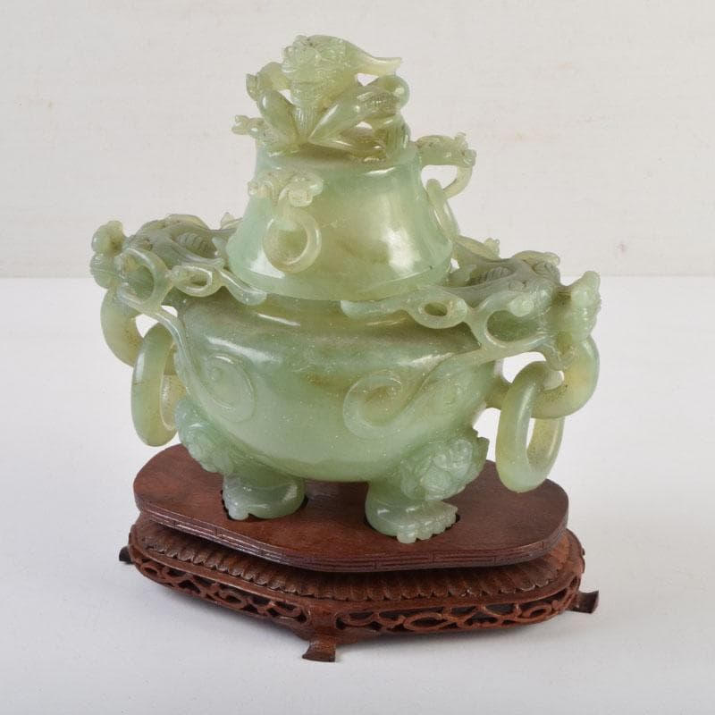 中国　玉石彫刻　雙耳活環　龍鈕蓋爐　香炉　唐木台付　C　9149