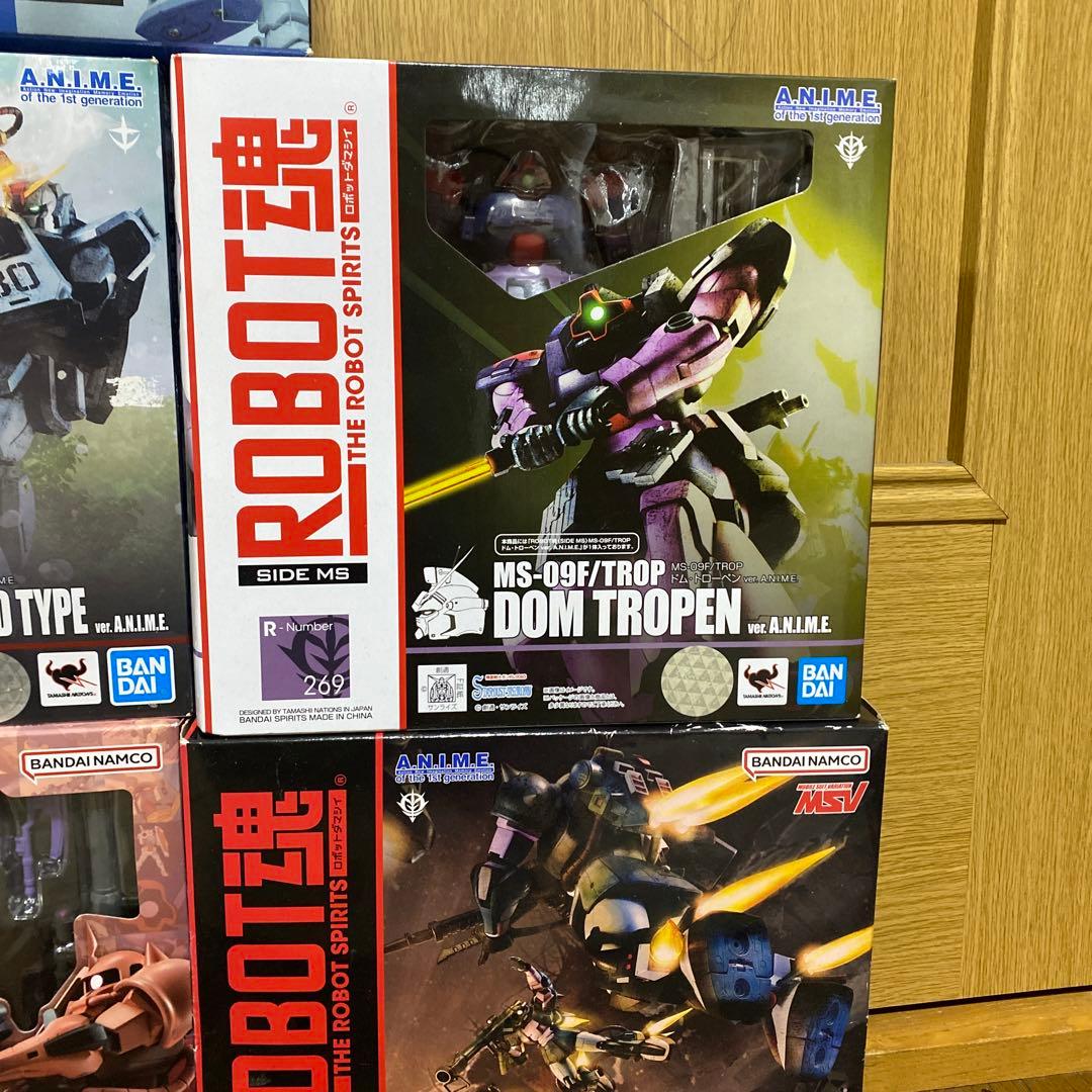 ガンダムUC ユニコーン　ガンダムW ウィング　フィギュア