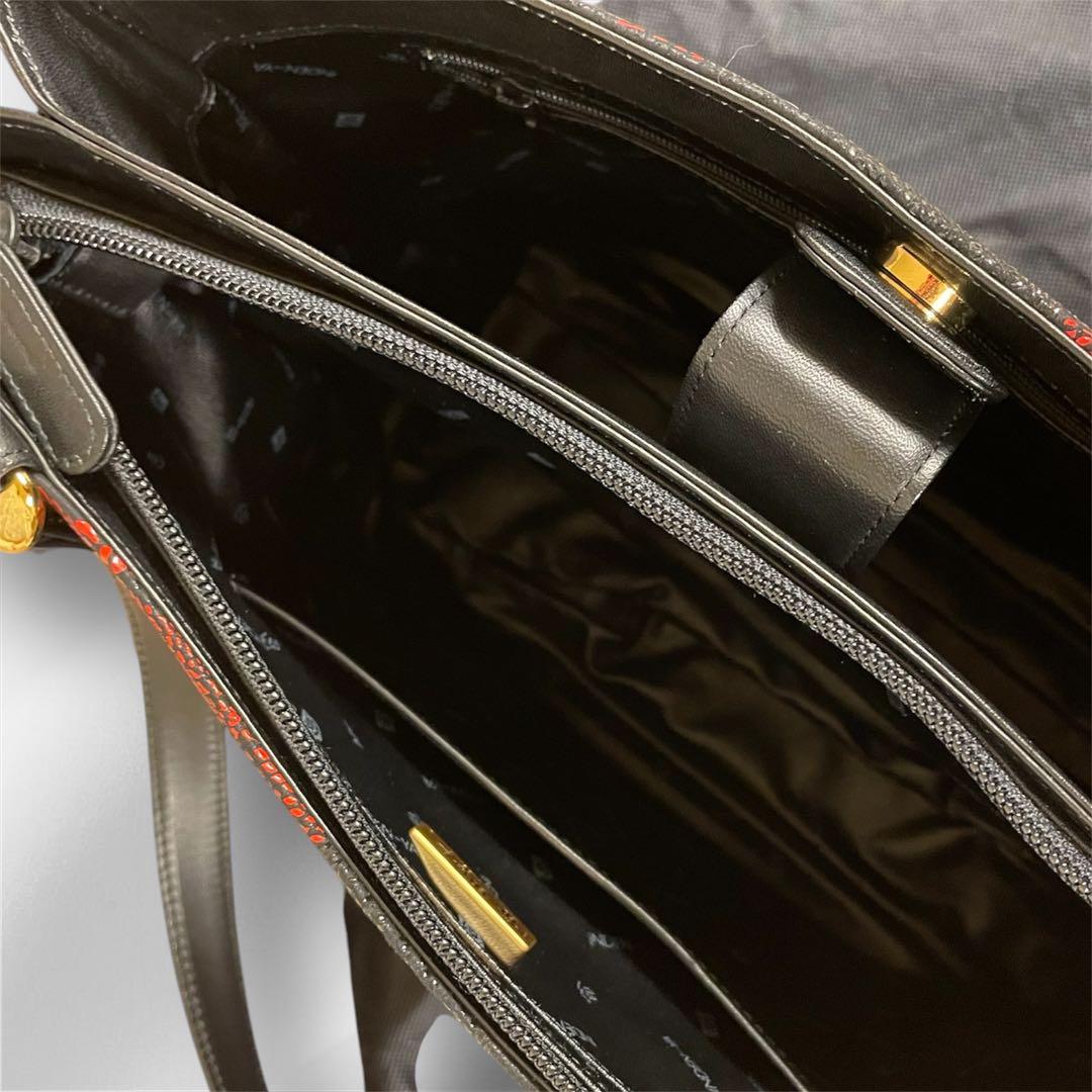 【美品】印傳屋 INDEN-YA 房柄 ベネッセージ バッグ