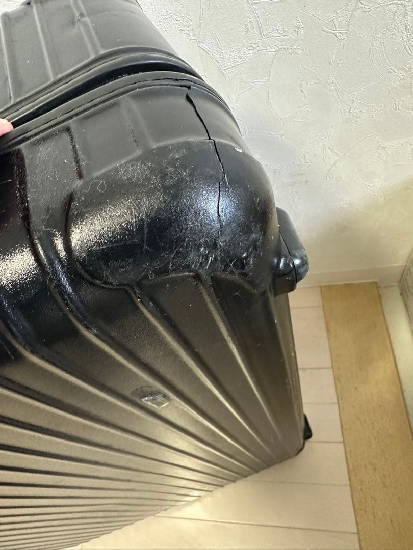 RIMOWA SALSA 104L 黒 キャリーカート ヒビありジャンク