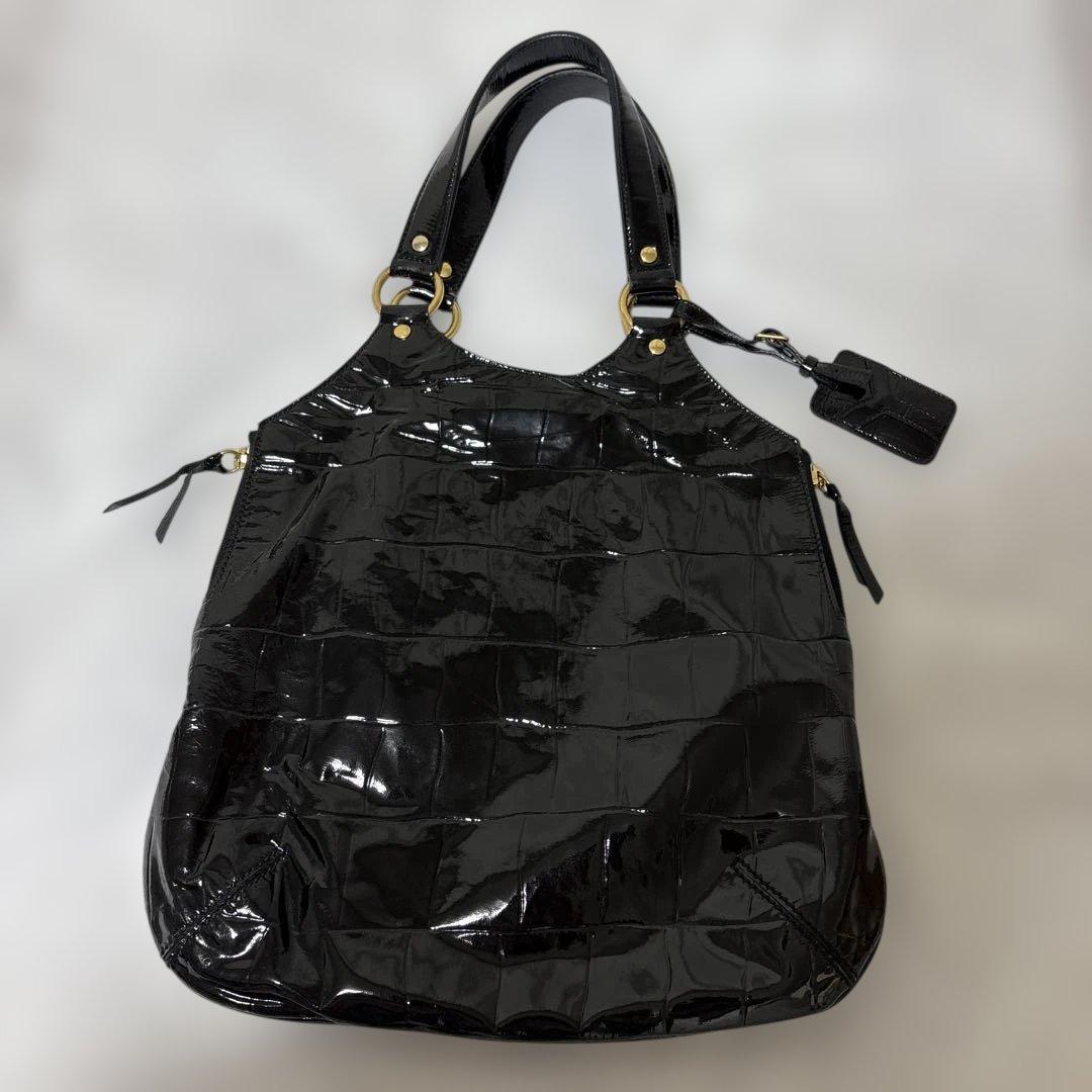 イブサンローランリヴゴーシュパテントバック