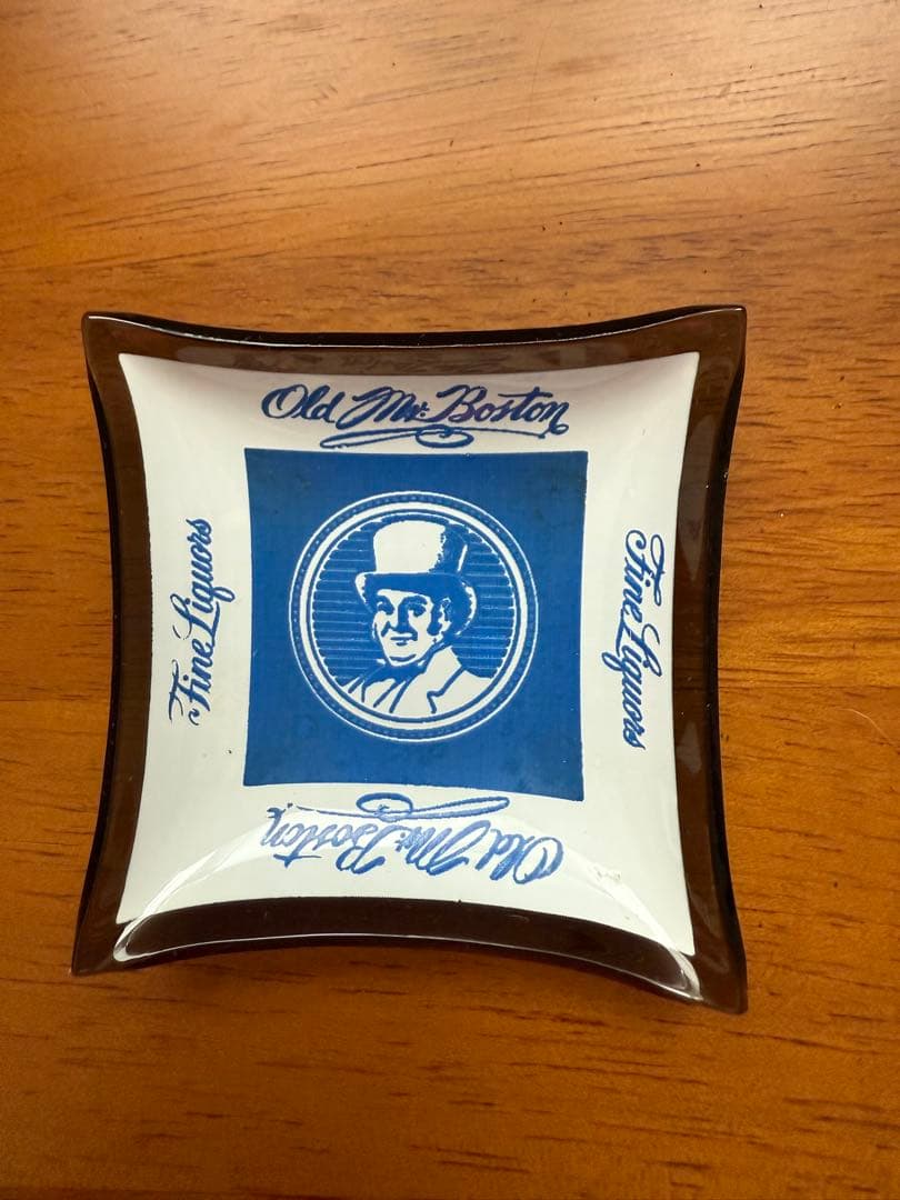 未使用品　ヴィンテージ オールド ミスター ボストン ガラス灰皿 8皿