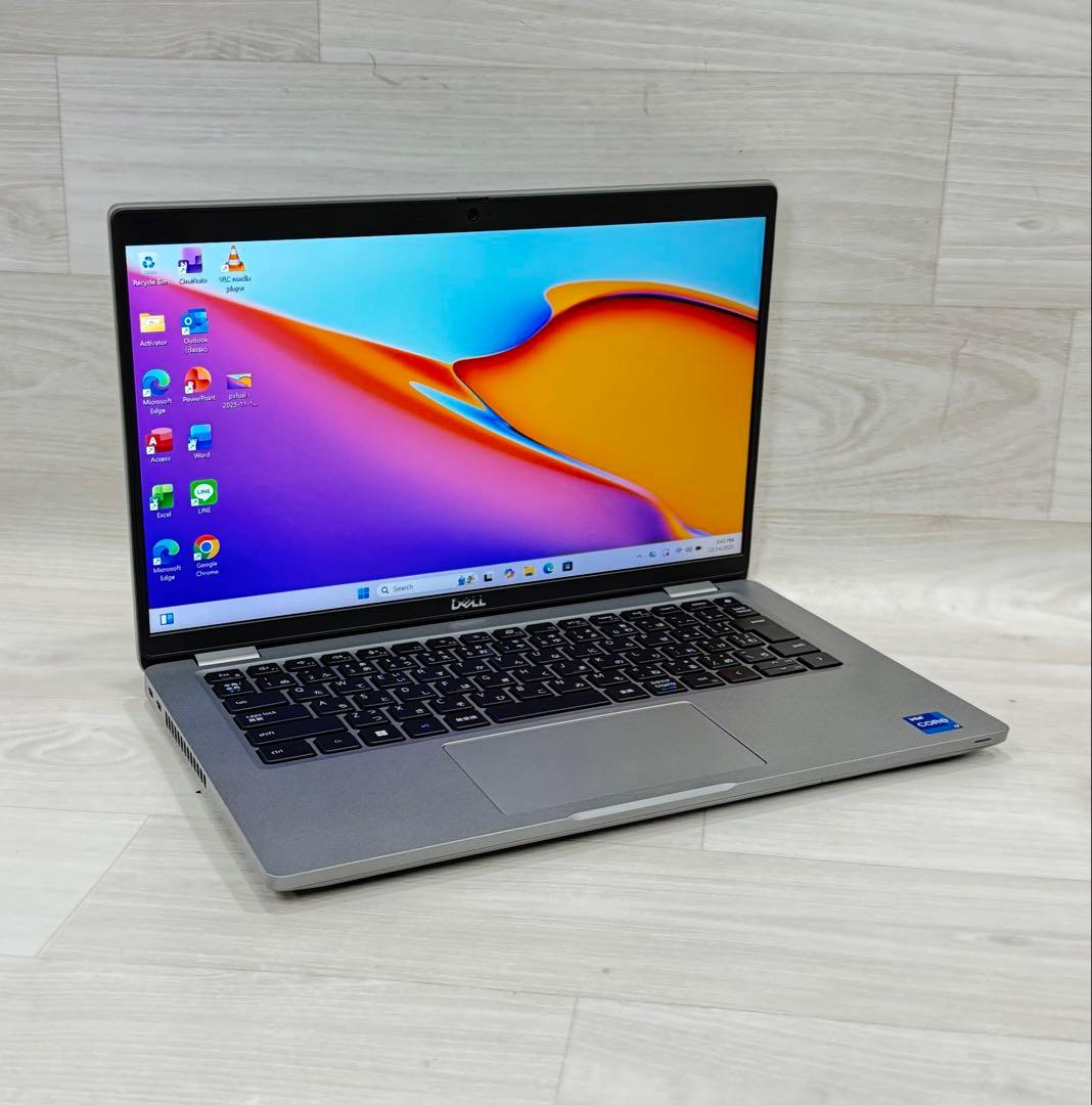 11世代Corei7ノートDell Latitude/メモリー16GB/512G