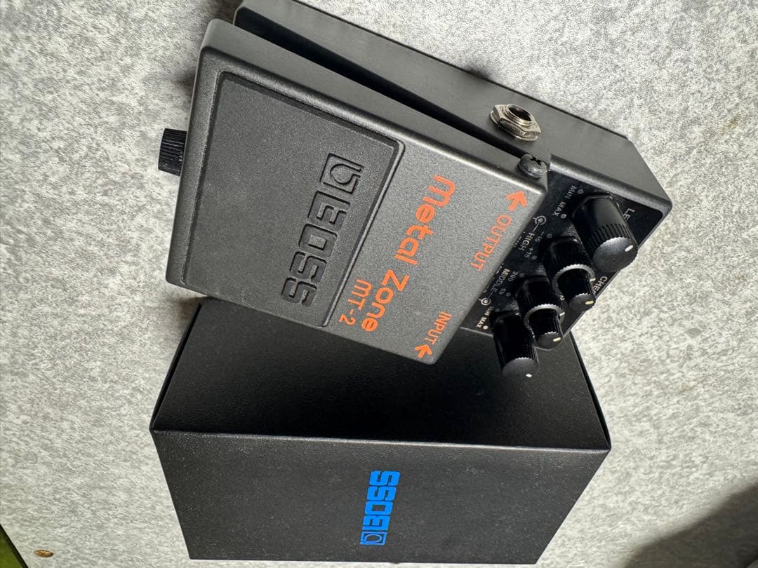 BOSS l Zone MT-2 ギターエフェクター 美品 動作確認済み