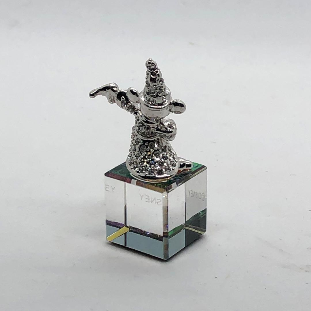 ディズニーリゾート ミッキー クリスタル 置物 人形