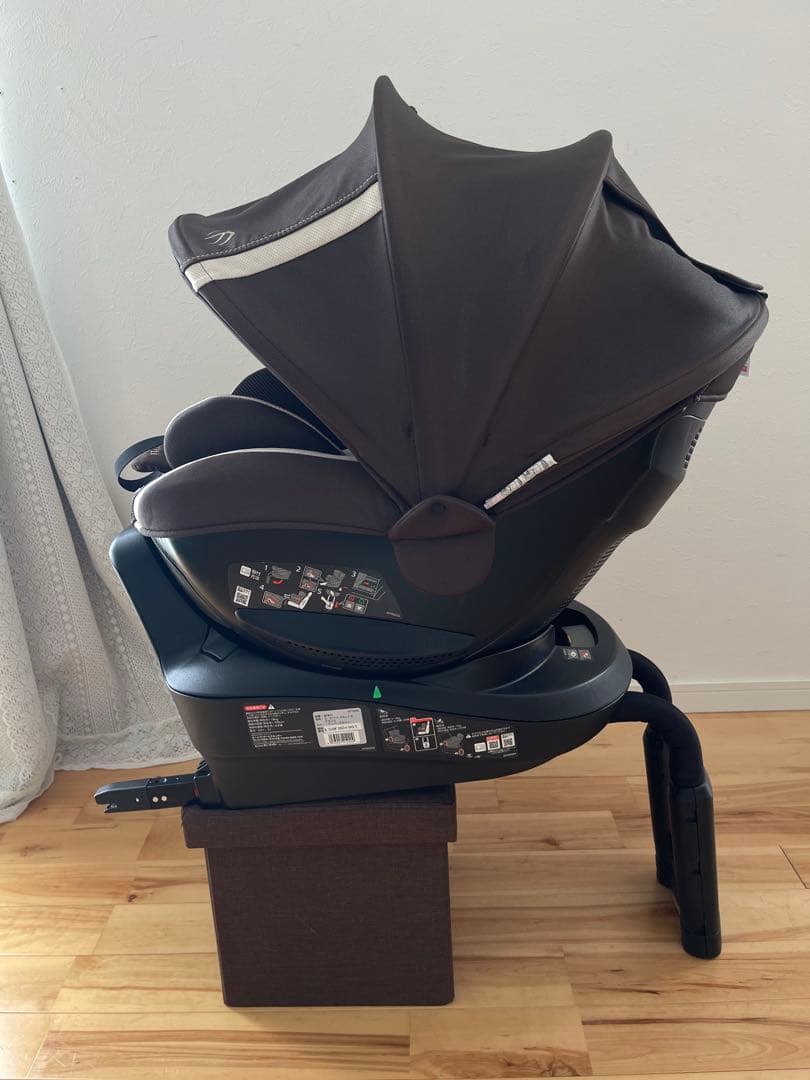 【美品】新生児チャイルドシート エールベベ クルット3iグランス isofix